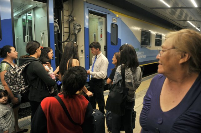 La cantidad de pasajeros del tren Retiro – Rosario aumentó un 82 por ciento