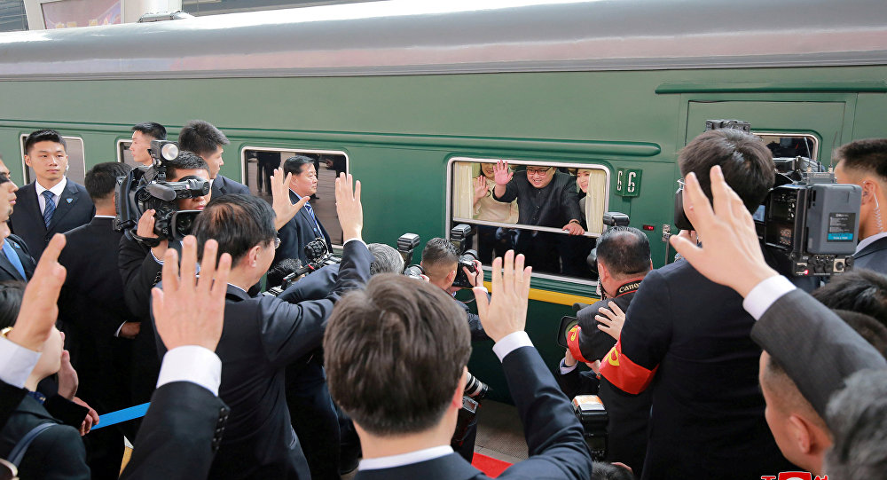 China: Langosta, vino y sillas rosadas: el interior del tren de Kim Jong-un
