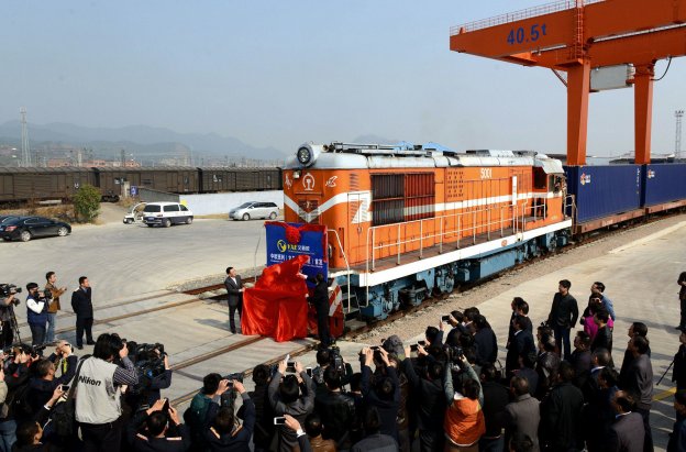 Porcelanosa estudia llevar en tren sus productos desde España hasta China