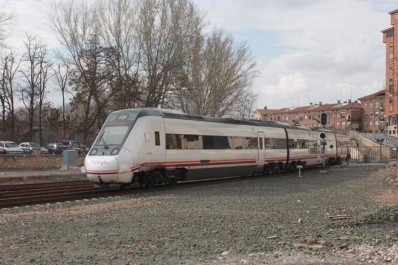 España: Adif corta hoy la línea de tren Teruel-Barracas para suprimir 7 limitaciones
