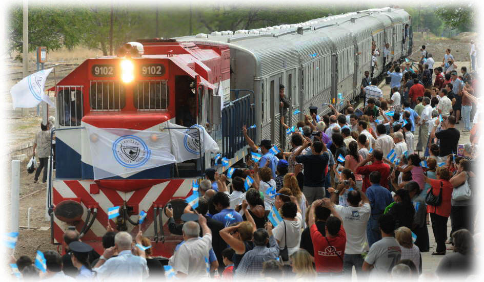 Tren de pasajeros, ¿fue?; terreno ferroviario, ¿es?