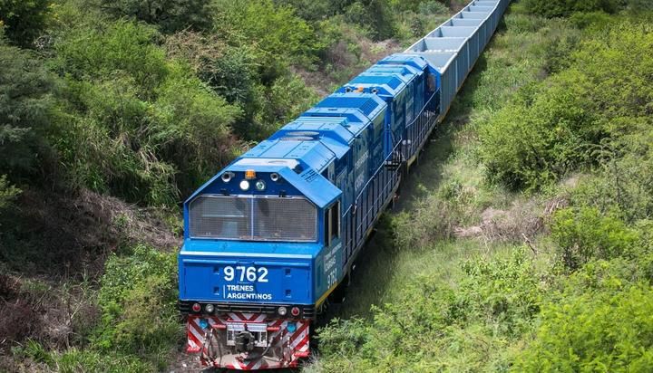 Aseguran que en abril comienzan tareas de recuperación de las vías que llevan a Bolivia