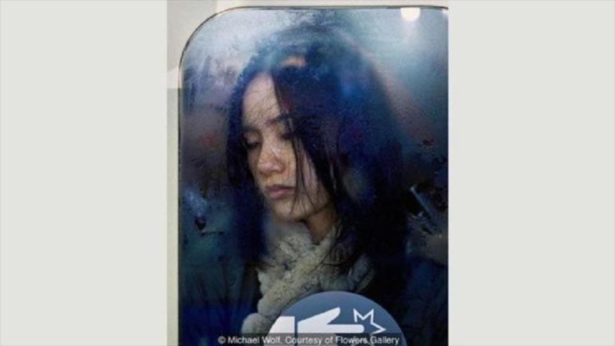 Japón: El sufrimiento de viajar en el metro de Tokio, en imágenes