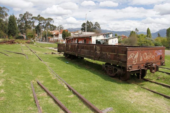 Ecuador: Prevén restaurar la antigua estación del ferrocarril