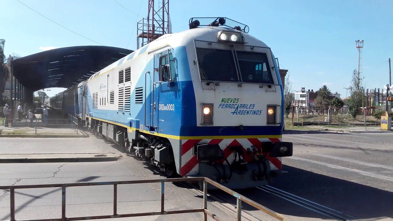 Los boletos en tren cuestan el doble, pero aún así se agotan en poco tiempo