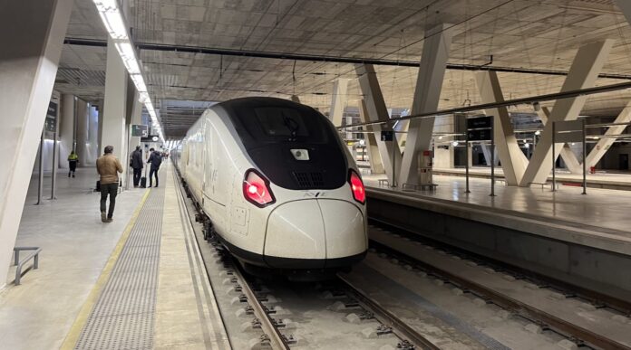 AVE S106 en Vigo Urzáiz