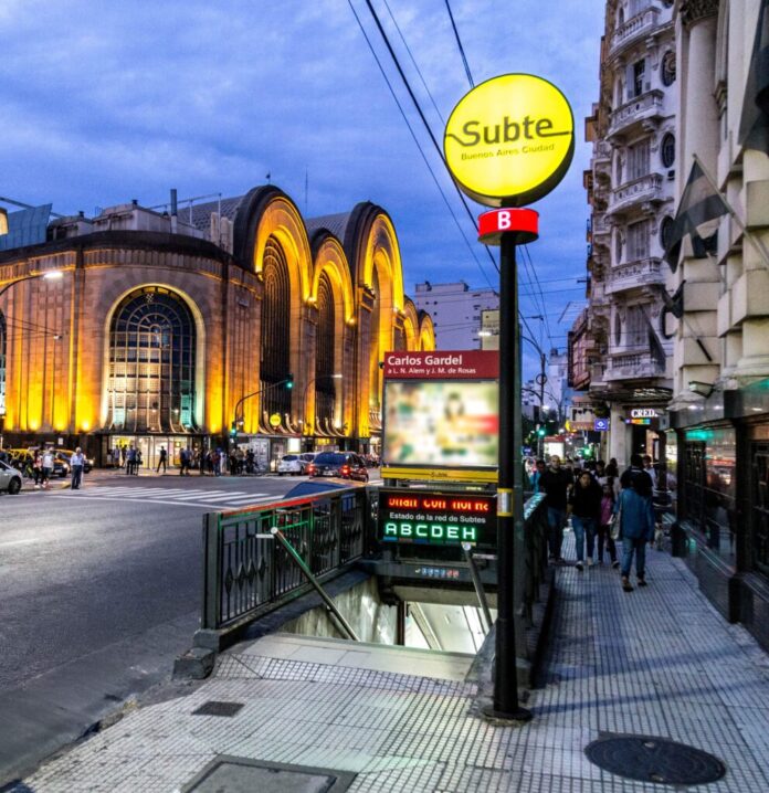 Subte. El lunes cierra la estación Carlos Gardel por obras de renovación integral