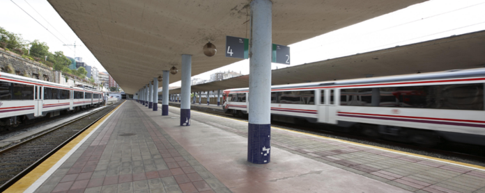 España licita por 786.500 euros un estudio de viabilidad para replantear la conexión de alta velocidad entre Bilbao y Santander tras detectar baja rentabilidad.