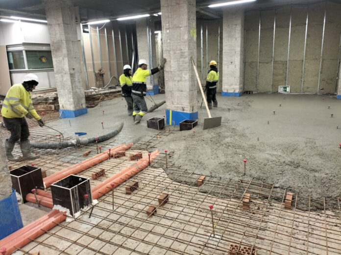 Metro de Madrid moderniza la estación de Ventas con 19 millones de inversión: cinco ascensores, tecnología digital y recuperación de un vestíbulo cerrado desde 1970.