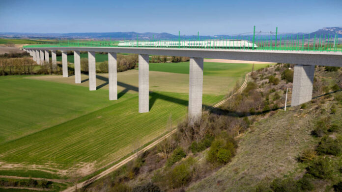 ADIF AV licita por 357,6 M€ el tramo Piérnigas-Pancorbo (22,7 km) de la LAV Burgos-Vitoria, con doce viaductos y un PAET. Cuatro de siete tramos ya están activos.