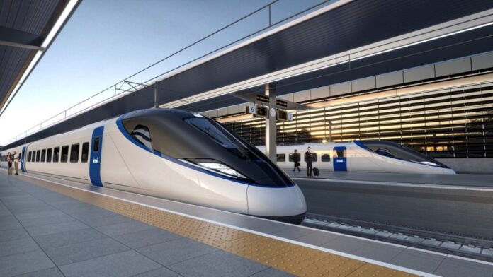 El gobierno británico analiza reducir la velocidad máxima de HS2 de 360 a 320 km/h para ahorrar miles de millones de libras y acortar los plazos de la obra ferroviaria.
