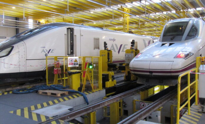 Renfe convoca 360 plazas en Ingeniería y Mantenimiento para 2026, en seis especialidades. Inscripciones hasta el 2 de abril. También busca 550 maquinistas.