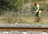 En marcha el plan de prevención de incendios de ADIF para 15.000 kilómetros de red ferroviaria ADIF renovó hasta 2027 su plan de prevención de incendios en más de 15.000 km de red ferroviaria con medidas de vigilancia y mantenimiento.