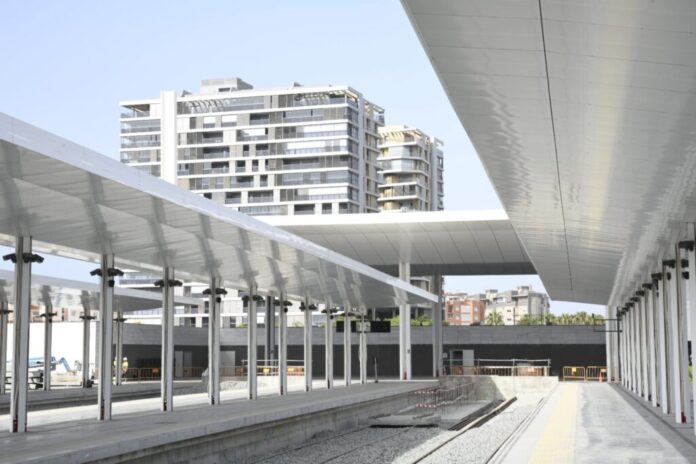 Avanzan las obras de la estación intermodal de Almería, la integración ferroviaria y la conexión con la LAV Murcia-Almería.
