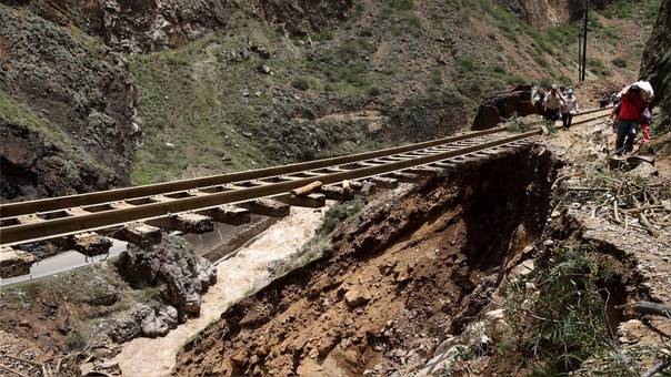 Perú: MEM: Reparar el Ferrocarril Central nos tomará tiempo