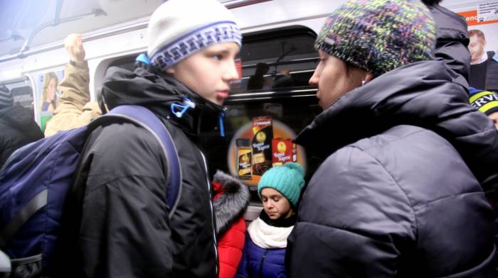 Ucrania: Viaje ‘al centro de la Tierra’… para tomar el Metro