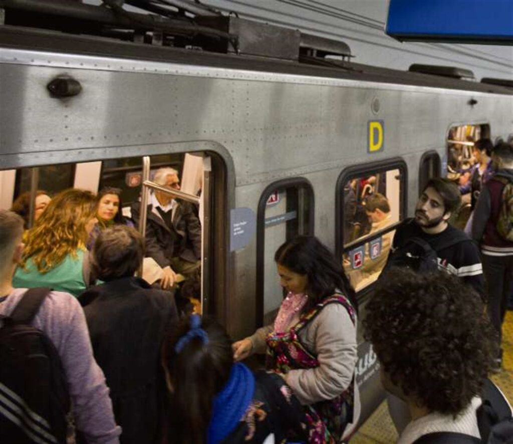 La Ciudad se endeuda por US$105 millones para modernizar la línea D del subte
