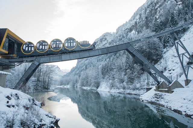 Suiza: Listo el teleférico más empinado del mundo