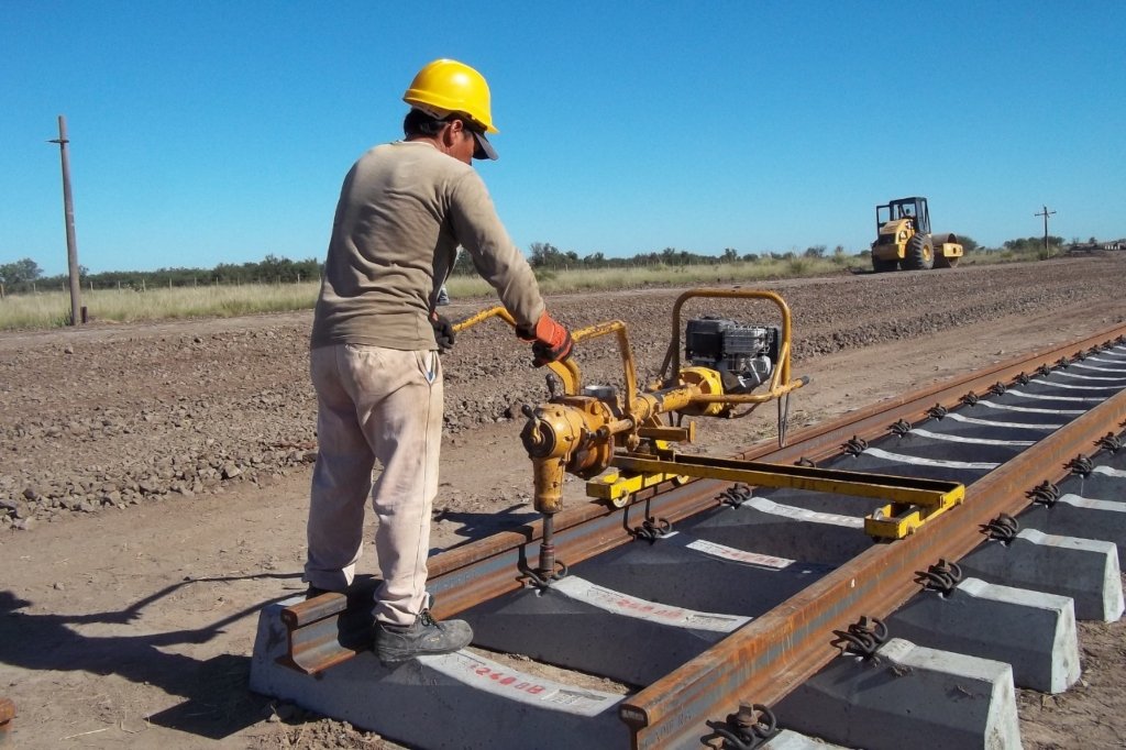 San Cristóbal, tierra de ferroviarios, no adhirió al duelo por la muerte de Menem