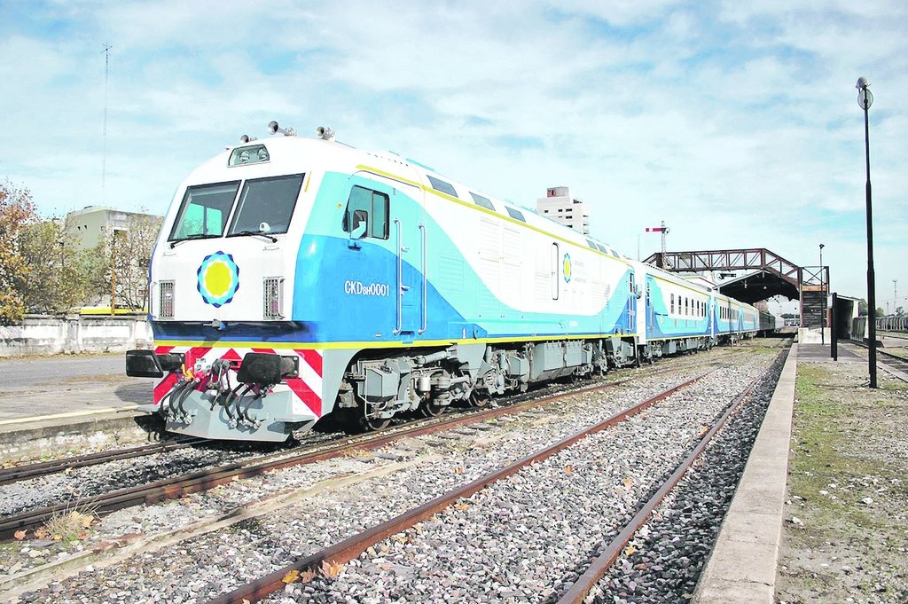 403400_tren_rosario_retiro_estacion_rosario_norte