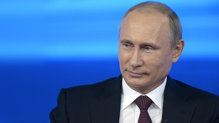 Rusia: Putin busca construir el puente más largo del mundo