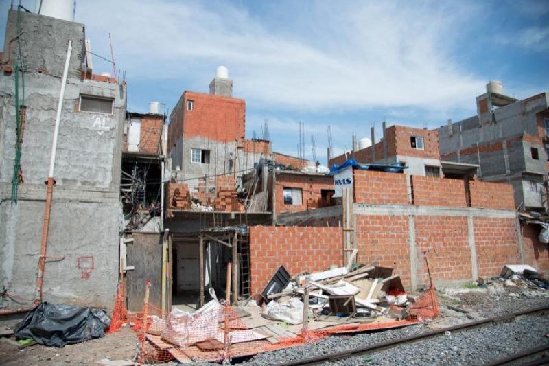 Por las obras del viaducto San Martín temen que afecte viviendas de La Carbonilla