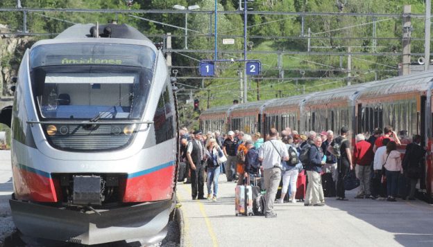 Los fiordos de Noruega se recorren en tren