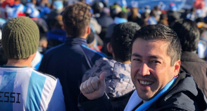 Intendente aprovechó la fiebre del mundial para reclamar por la vuelta del tren