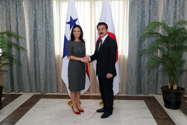 Panamá y Japón evalúan expandir cooperación