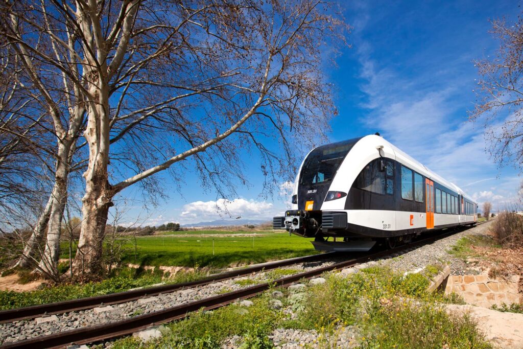 FGC instalará una nueva señalización en sus estaciones y trenes por el Covid-19
