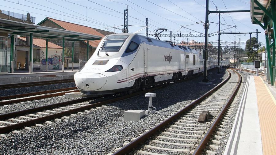 España: Fomento espera restar 40 minutos al viaje en tren a Madrid durante el 2018