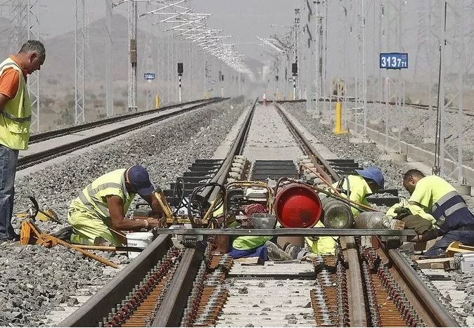España: Fomento apostará por las infraestructuras internacionales de transporte