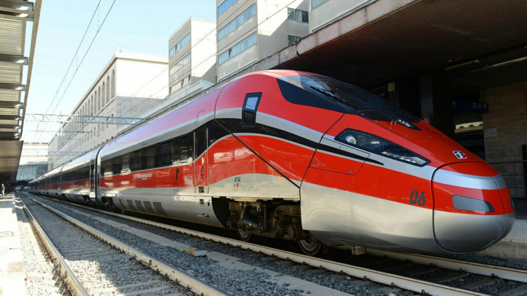 Italia: Trenitalia, el espejo de Renfe de cara a la liberalización ferroviaria
