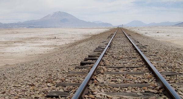 Bolivia crea una comisión para la construcción del tren bioceánico