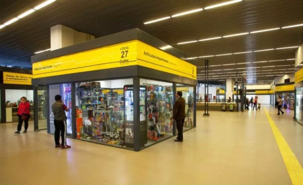 Concesionan 19 locales del subte