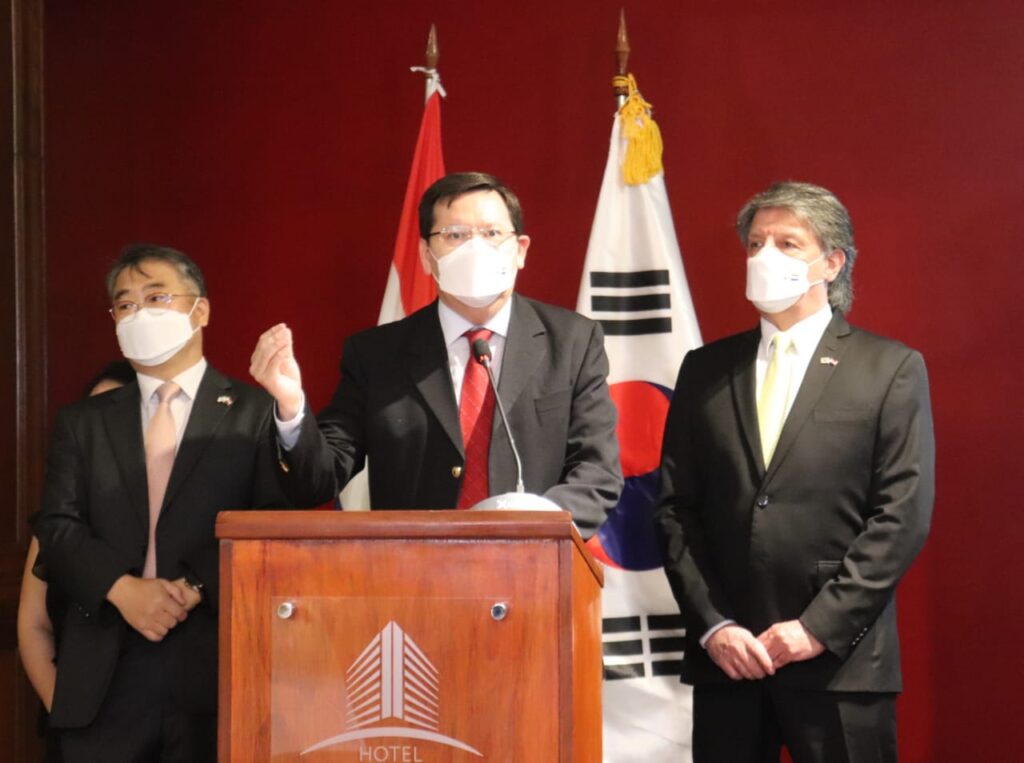 Delegación coreana visita el país para avanzar hacia la concreción del Tren de Cercanías