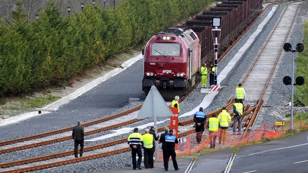 España: El Puerto fija a mediados de año el inicio de obra del tren a Caneliñas