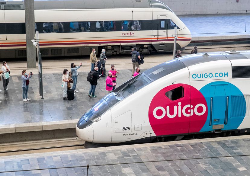 Nuevos billetes baratos para impulsar el tren: Madrid-Barcelona con 18 veces menos emisiones que el avión