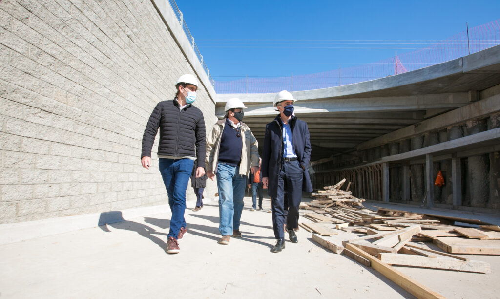 Reactivan obras que mejoran la movilidad