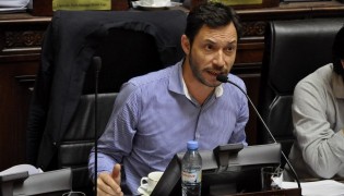 Por un tranvía de Ciudad Universitaria a la Boca que conecte Aeroparque con Retiro