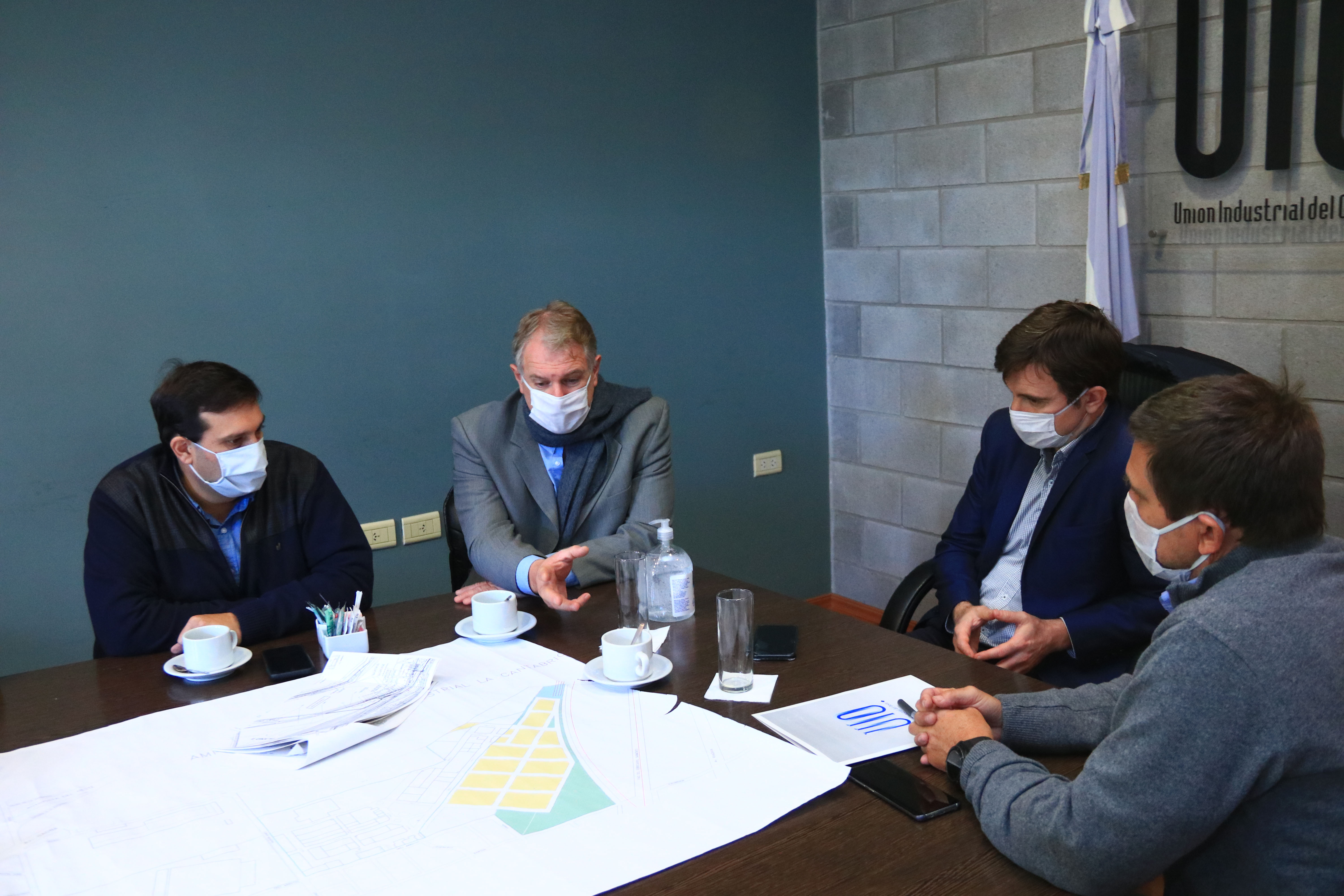 Ricardo Lissalde y el intendente de Morón Lucas Ghi se reunieron para reanudar el proyecto del parque industrial La Cantábrica