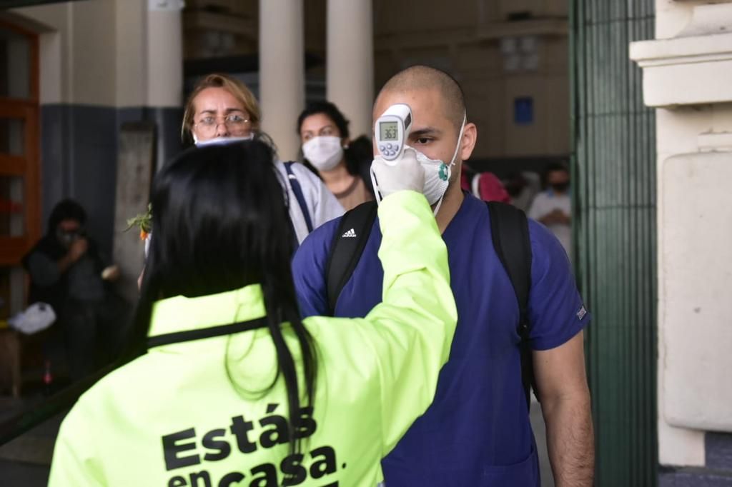 Pruebas olfativas y febriles en la Estación de Trenes