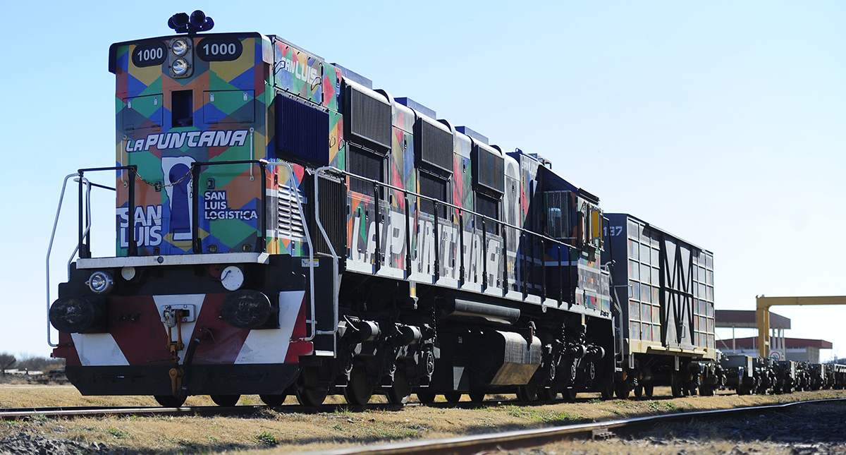San Luis tendrá otro aeropuerto internacional y estación de trenes