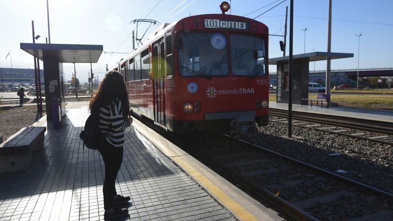 Los recorridos del Metrotranvía, la nueva excusa del oficialismo y el PJ para pelearse