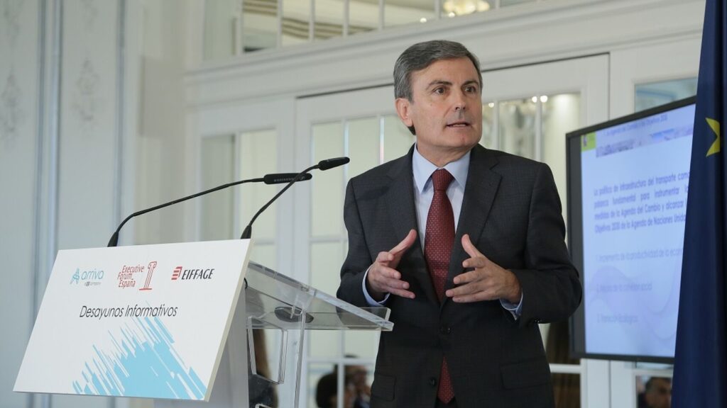 España: Fomento licitará 5.700 millones en trenes e infraestructuras a pesar de las elecciones
