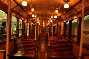 Paseos turísticos en el Subte A en los Vagones Centenarios