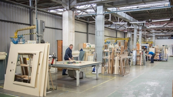 TMH comienza la producción de coches prototipos para Egipto