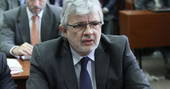 Piden la detención de Schiavi por los trenes