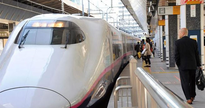 Japón: La nueva y costosa línea de tren bala nipón vende menos de un tercio de plazas