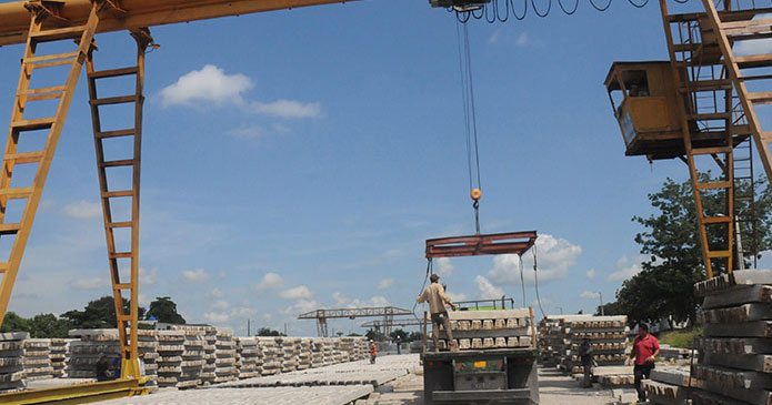 Cuba: Producen más traviesas para el ferrocarril